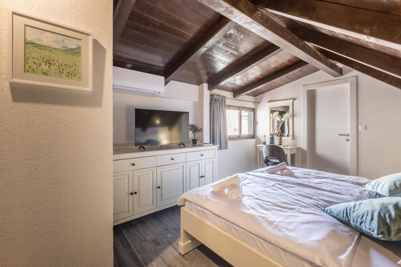 Old Town B&B Rooms Matusko Split Bagian luar foto