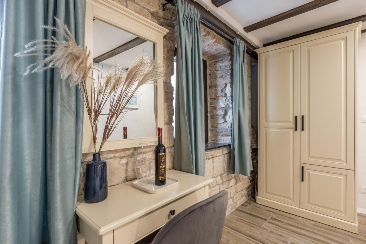 Old Town B&B Rooms Matusko Split Bagian luar foto