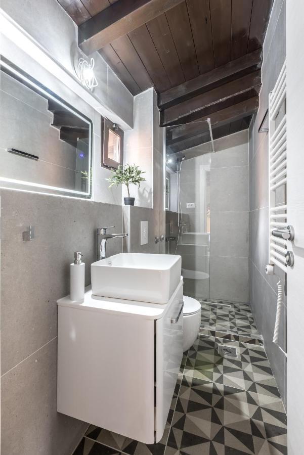 Old Town B&B Rooms Matusko Split Bagian luar foto