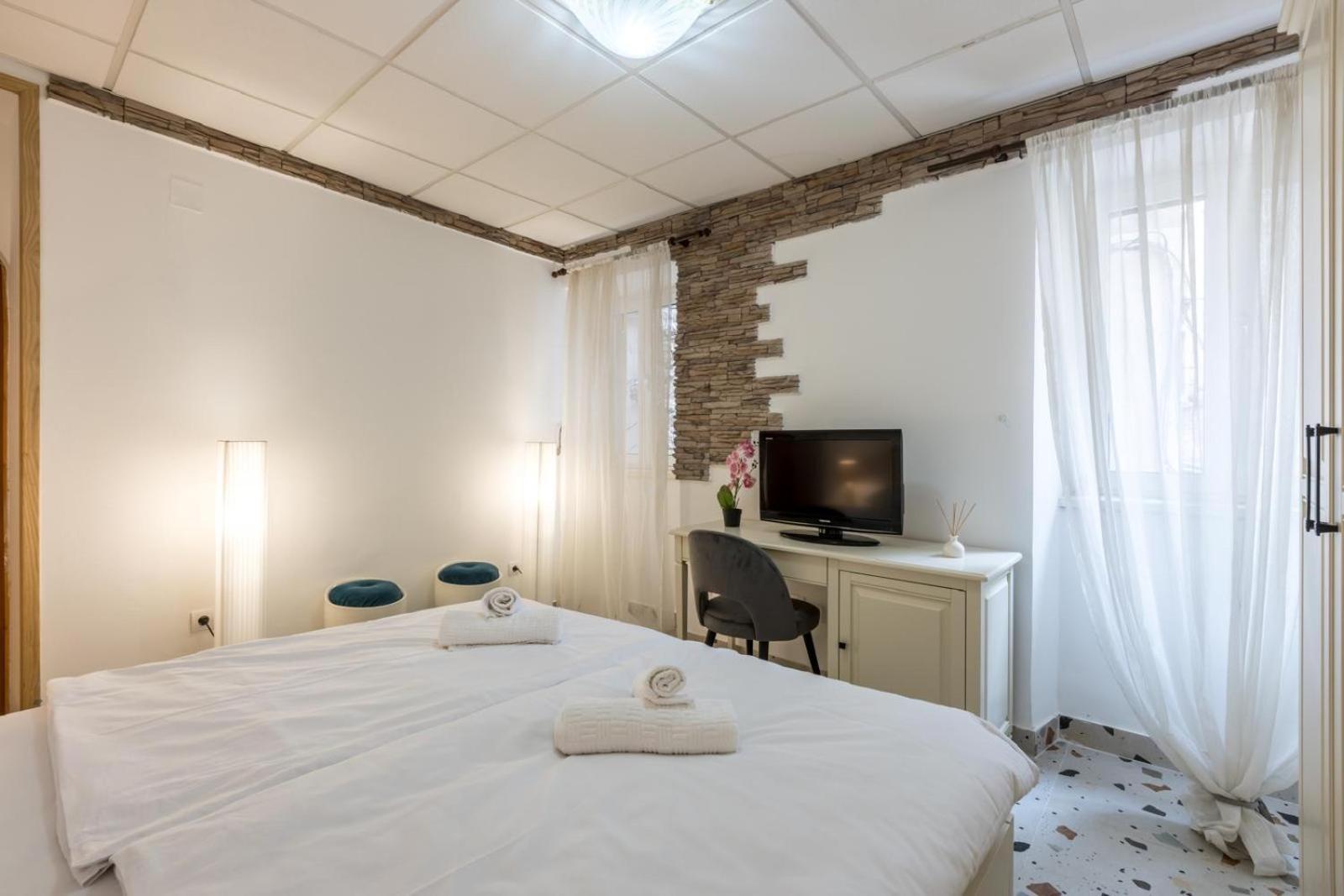 Old Town B&B Rooms Matusko Split Bagian luar foto